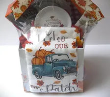 Thanksgiving Pumpkin Kitchen Gift Set – Oven Mitts, Hot Pads, Tea Towels, Spatula (Gift Box)