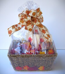Thanksgiving Gift Basket, Glass Vase, Grateful Candle, Spoon Rest, Napkin Holders (Fall Decor)