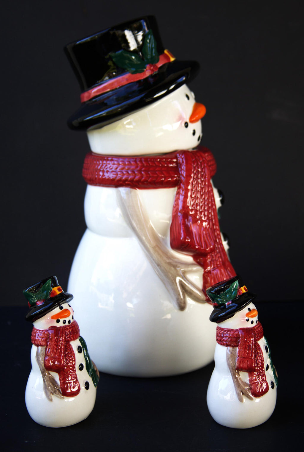 Snowman Cookie Jar with FREE Matching Salt & Pepper Shakers | Christmas Kitchen Decor | Holiday Cookie Storage Canister | Winter Gift Set