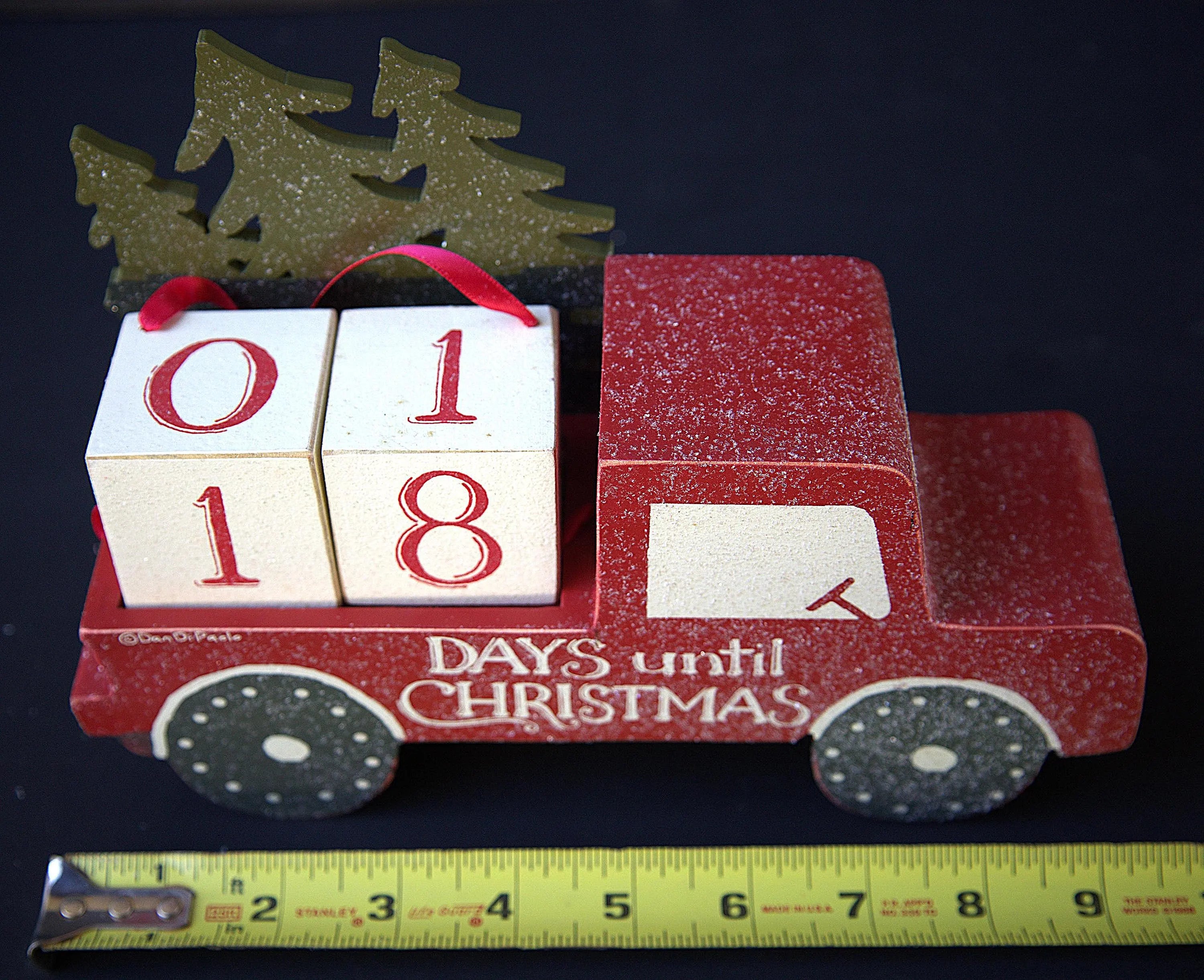 Red Truck Rustic Christmas Countdown: Wooden Holiday Advent Calendar