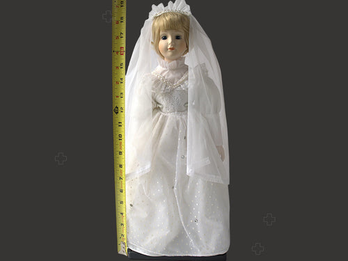 Authentic Vintage Heritage Collectors Bride Doll • Classic Porcelain Display Doll • Antique-Style Victorian Doll Décor •