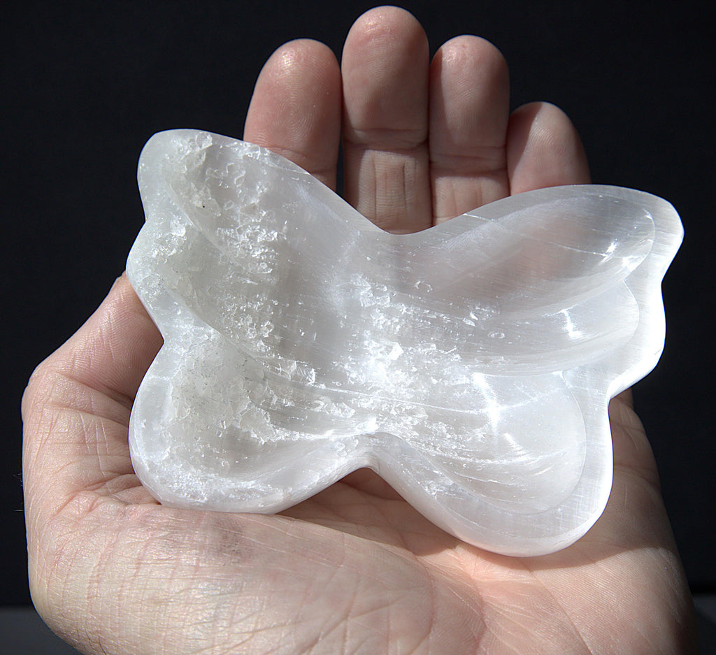 Vintage Carved Butterfly Selenite Crystal Dish – Polished Selenite Charging Bowl