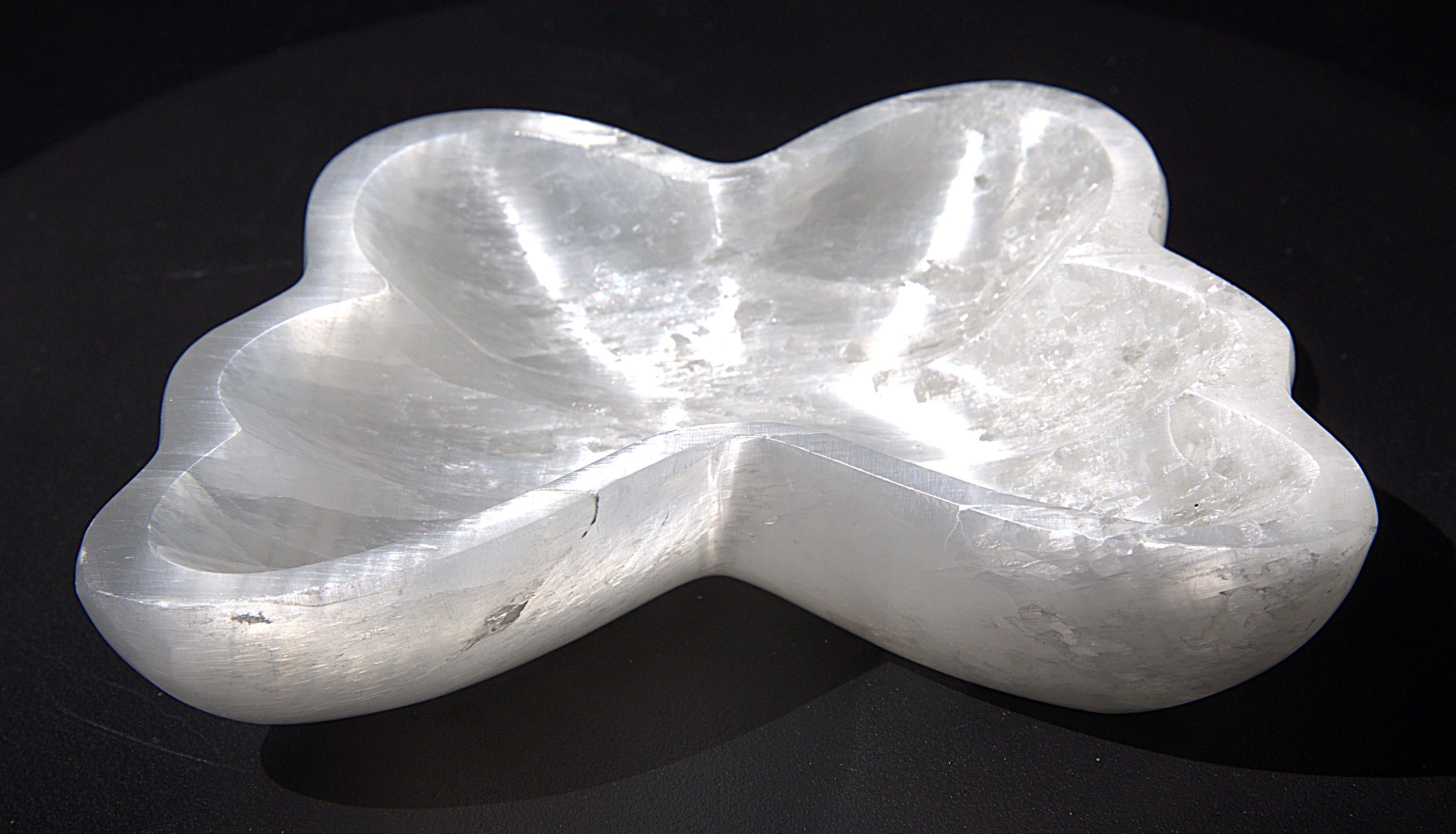Vintage Carved Butterfly Selenite Crystal Dish – Polished Selenite Charging Bowl