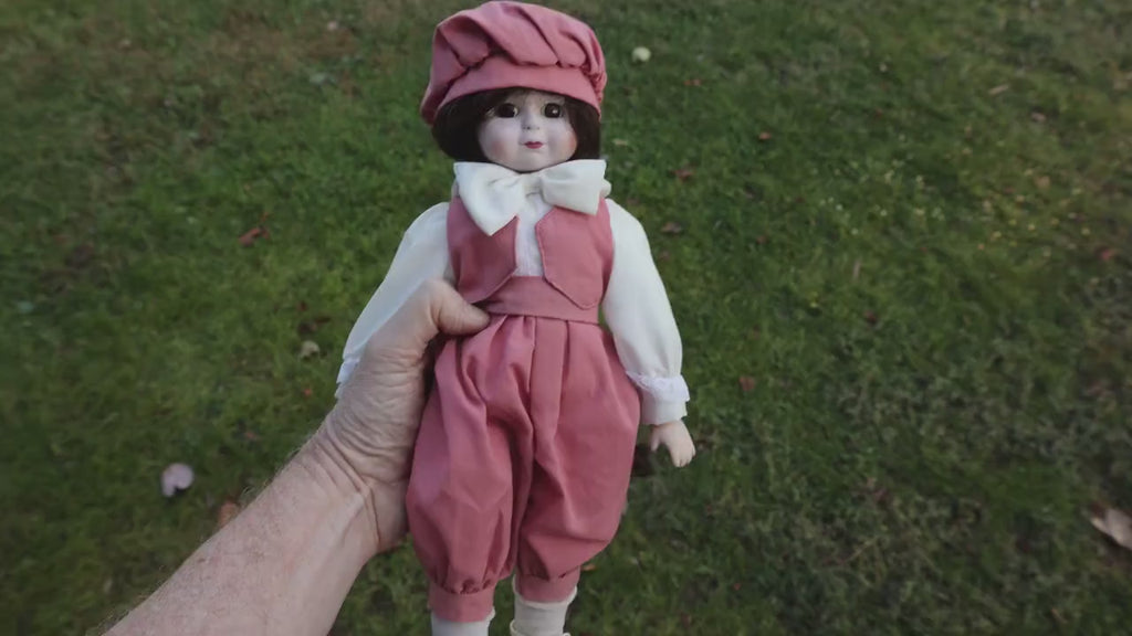 Vintage Brinn's Musical Porcelain Doll Plays "Laura's Theme" | 1980s Collectible Heirloom Music Box Doll